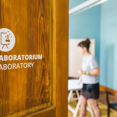 Coconat-a Workation Retreat & Coworking Otel *