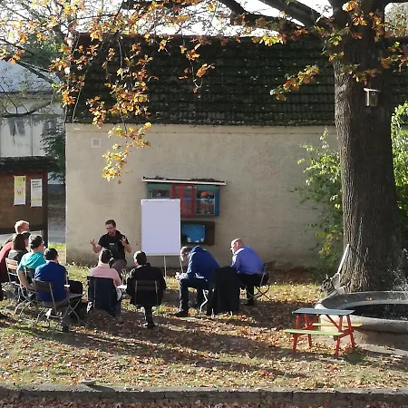 Coconat-a Workation Retreat & Coworking Otel