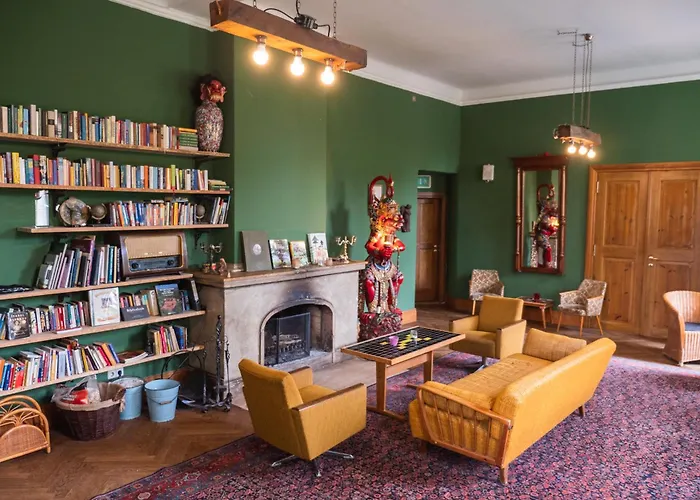 Otel Coconat-a Workation Retreat & Coworking