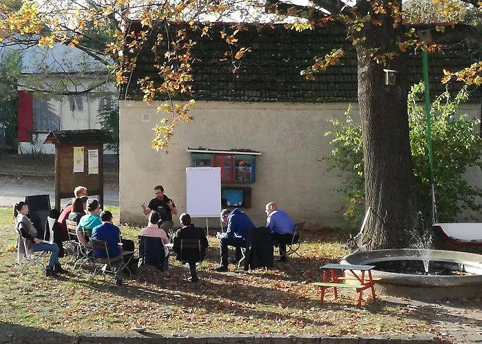 Coconat-a Workation Retreat & Coworking Otel